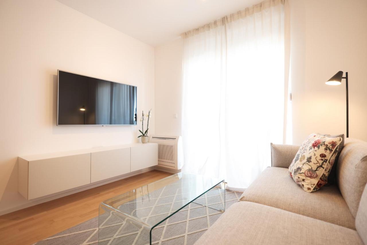 The City Block Apartment Zadar Exteriör bild